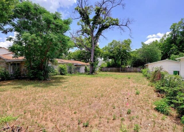 rental at 234 Russell in San Antonio, TX — photo 5