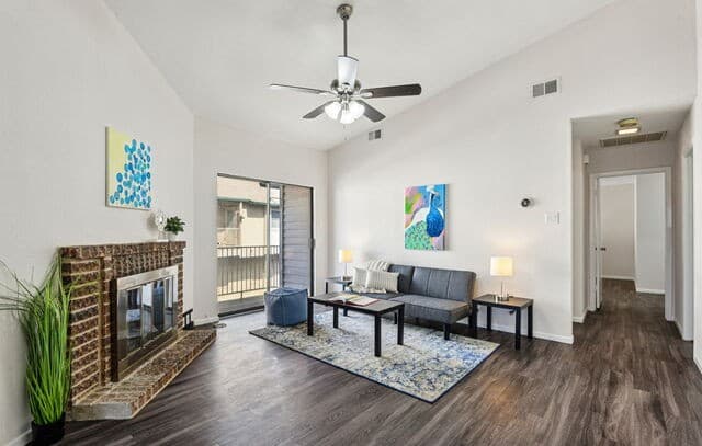 2-bedroom rental at 349 Harmony Ct Unit #349 in San Antonio, TX — photo 4
