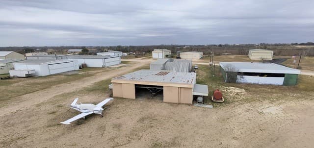 1-bedroom rental at 120 Vagabond in Marion, TX — photo 4