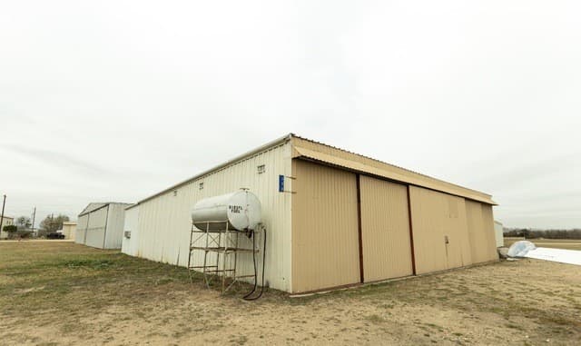 1-bedroom rental at 120 Vagabond in Marion, TX — photo 5