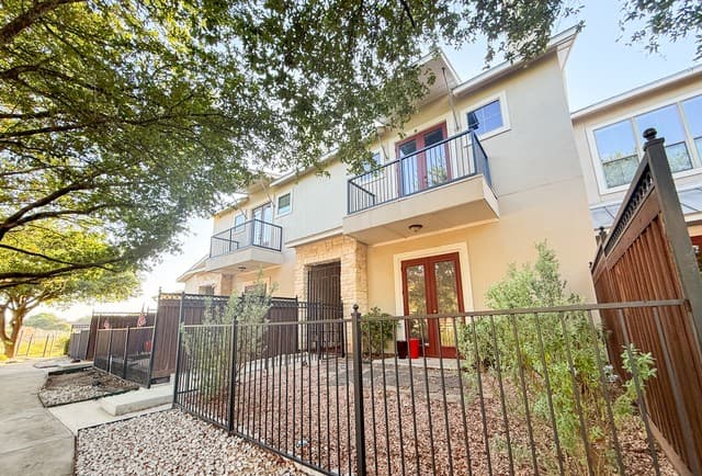 3-bedroom rental at 4171 Texas Elm in San Antonio, TX — photo 1
