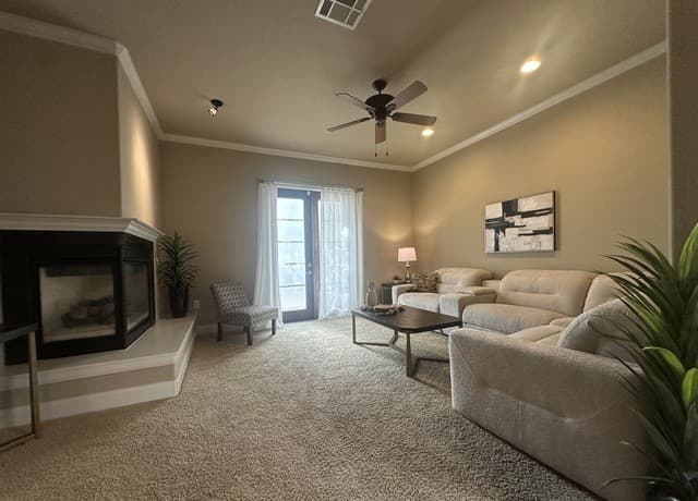 3-bedroom rental at 4171 Texas Elm in San Antonio, TX — photo 5