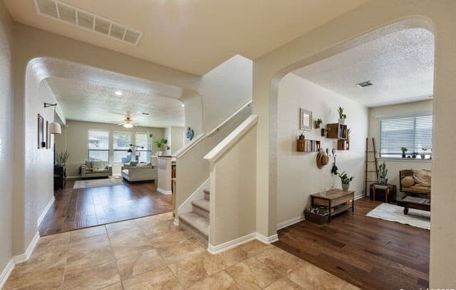 4-bedroom rental at 208 Cold River in Boerne, TX — photo 4