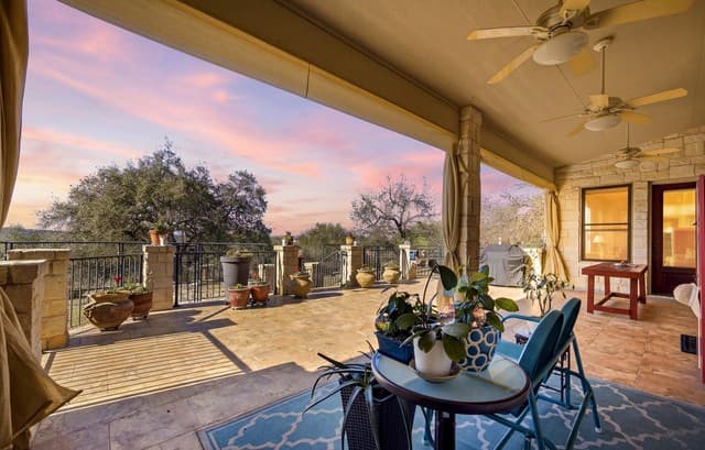 3-bedroom rental at 443 Lantana Mesa in Spring Branch, TX — photo 5