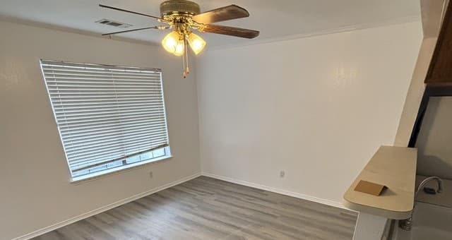 1-bedroom rental at 11610 Vance Jackson Unit 853 in San Antonio, TX — photo 4