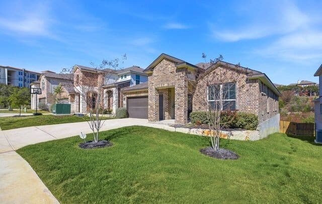 3-bedroom rental at 223 Red Rock Canyon in San Antonio, TX — photo 1