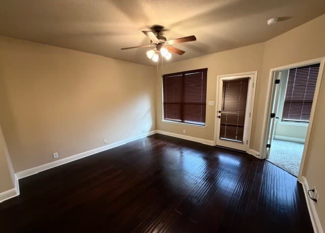 3-bedroom rental at 8250 Cruiseship Bay Unit 902 in San Antonio, TX — photo 5
