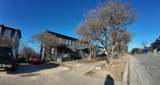 rental at 407 Natalen in San Antonio, TX — photo 3
