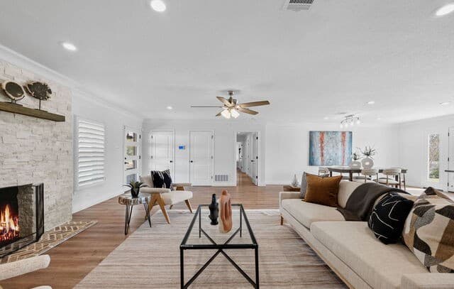 4-bedroom rental at 1408 Wiltshire Ave in Terrell Hills, TX — photo 3