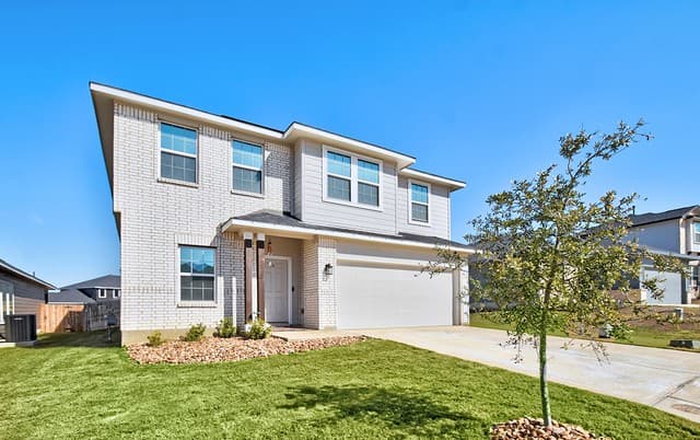 4-bedroom rental at 8863 Grey Elm in Elmendorf, TX — photo 2