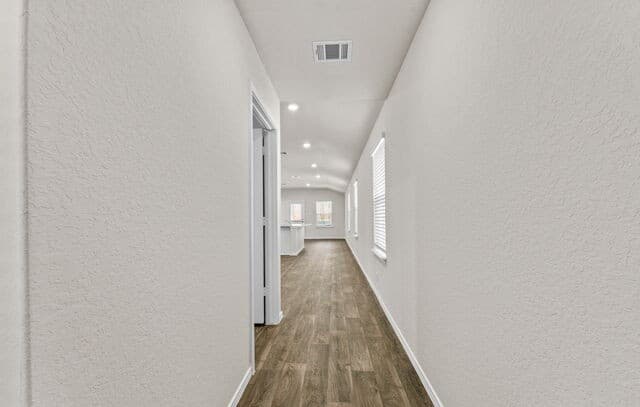 3-bedroom rental at 10729 Dazzle in San Antonio, TX — photo 2