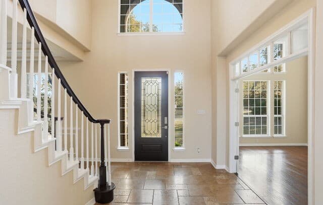 5-bedroom rental at 933 Great Tree in San Antonio, TX — photo 5