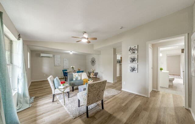 2-bedroom rental at 167 Bangor in San Antonio, TX — photo 5
