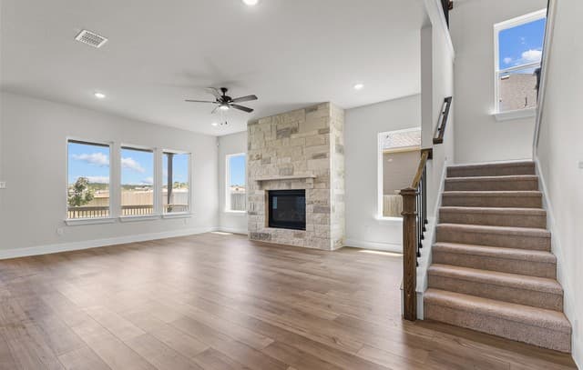 4-bedroom rental at 4506 Yoakum Valley in Schertz, TX — photo 4