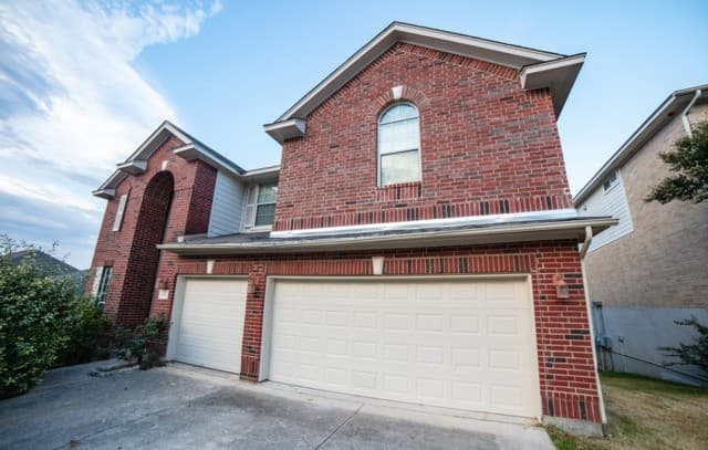 5-bedroom home for sale at 1414 Mesa in San Antonio TX