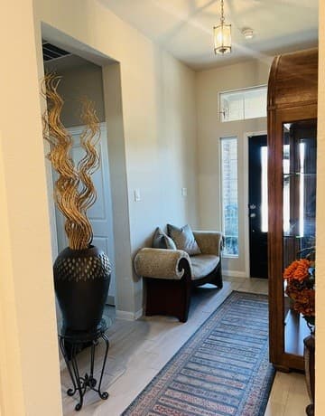 4-bedroom rental at 15003 Whitton Way in San Antonio, TX — photo 3