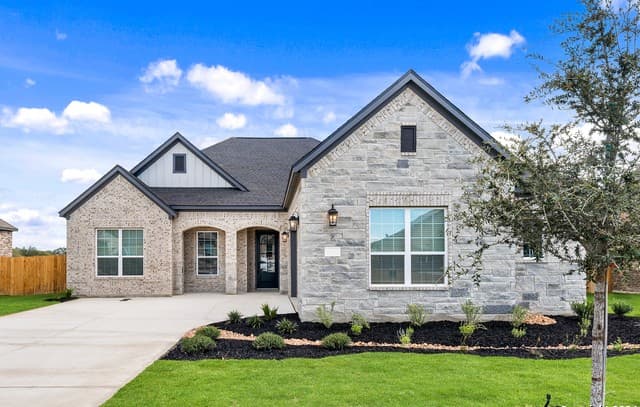 3-bedroom rental at 191 Azalea Alley in Castroville, TX — photo 1