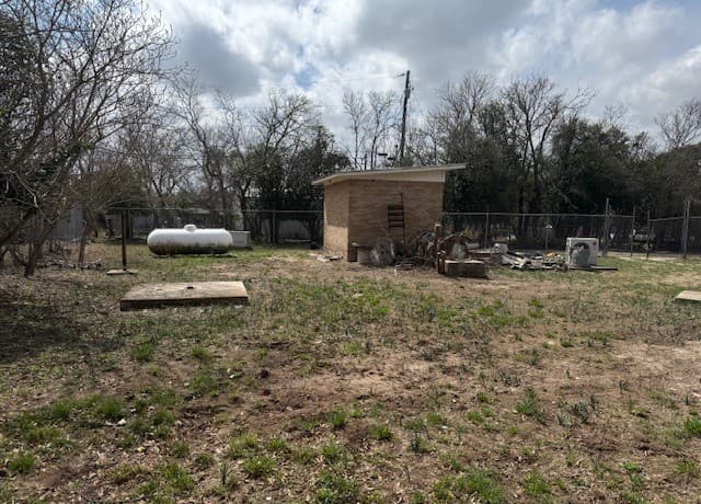 rental at TBD E Street in Comfort, TX — photo 5