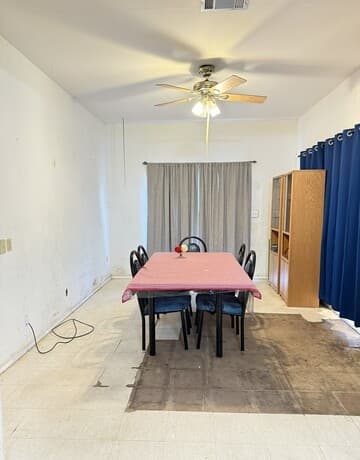 3-bedroom rental at 114 6th in Natalia, TX — photo 4