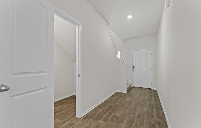 5-bedroom rental at 10725 Dazzle in San Antonio, TX — photo 3