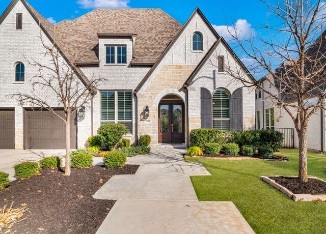 4-bedroom rental at 7018 Cantera Manor in San Antonio, TX — photo 2