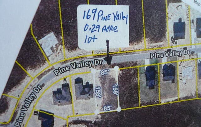 rental at 169 Pine Valley Dr in La Vernia, TX — photo 2