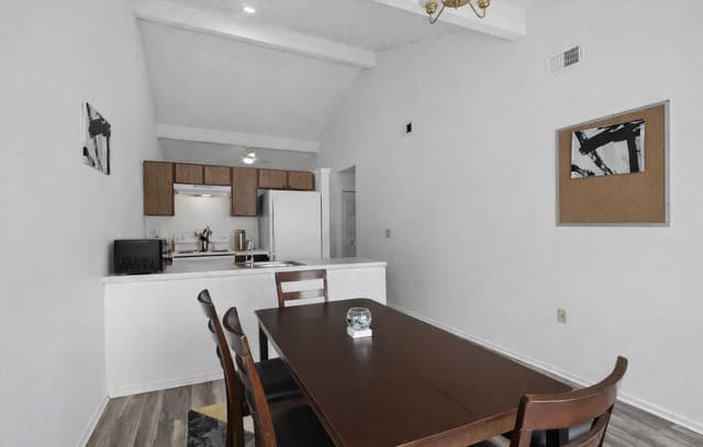 3-bedroom rental at 7233 Glen Bay Dr in San Antonio, TX — photo 4