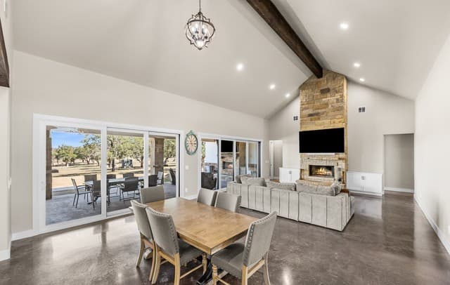 4-bedroom rental at 104 Juniper Ln in Boerne, TX — photo 2