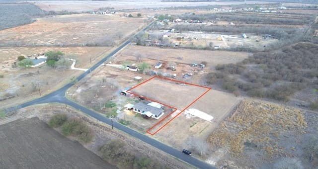 rental at 11438 Hollowell in Atascosa, TX — photo 3