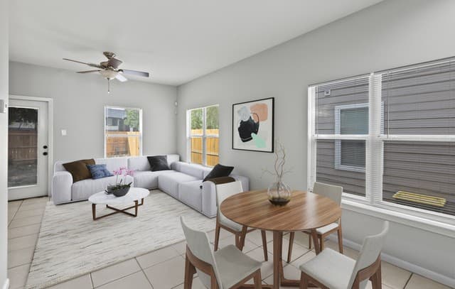 3-bedroom rental at 6723 Utopia Hts in San Antonio, TX — photo 4