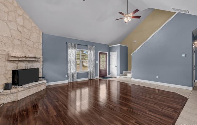 Home for sale at 1620 Point Vw in Spring Branch, TX — photo 5