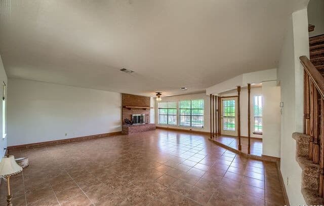 4-bedroom rental at 3035 Laura Lee Way in San Antonio, TX — photo 5