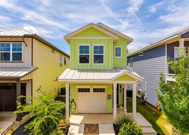 3-bedroom rental at 412 Natalen in San Antonio, TX — photo 2