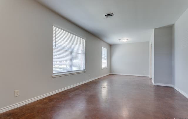 3-bedroom rental at 3107 Leyte St in San Antonio, TX — photo 2