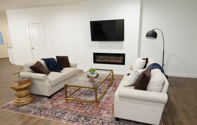 3-bedroom rental at 2215 Lake Louise in San Antonio, TX — photo 2