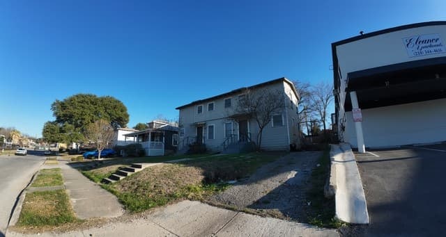 rental at 446 Natalen in San Antonio, TX — photo 1