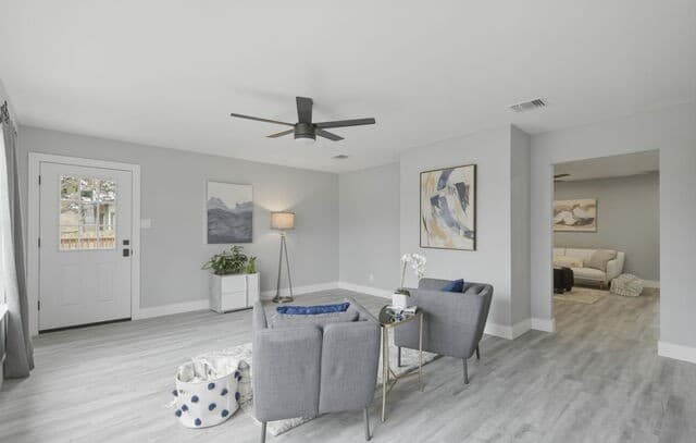 3-bedroom rental at 5446 Vista Trl in San Antonio, TX — photo 4