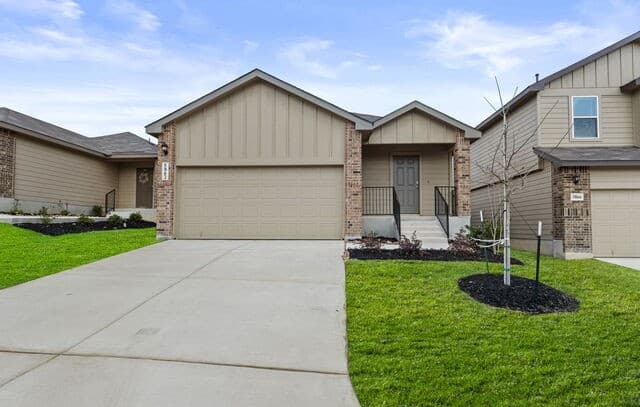 3-bedroom rental at 5862 Cosmic Crisp in San Antonio, TX — photo 1