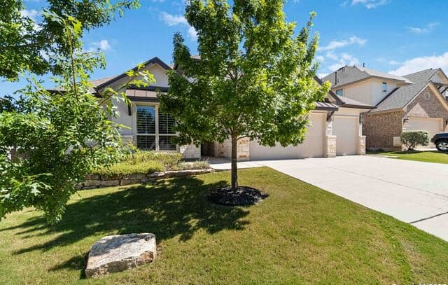 4-bedroom rental at 8206 Claret Cup in Boerne, TX — photo 5
