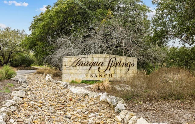 rental at 11427 Cat Springs in Boerne, TX — photo 5