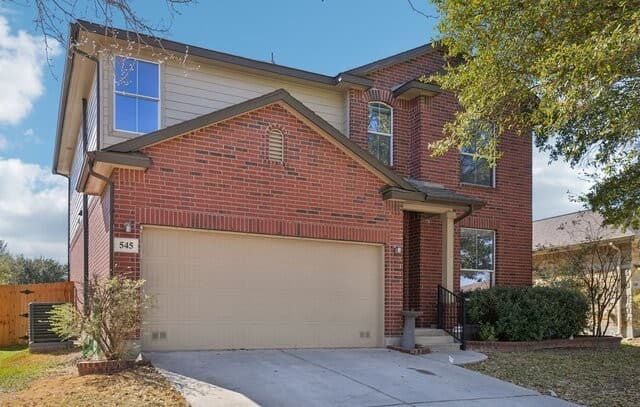 3-bedroom rental at 545 Celtic Ash in Schertz, TX — photo 3