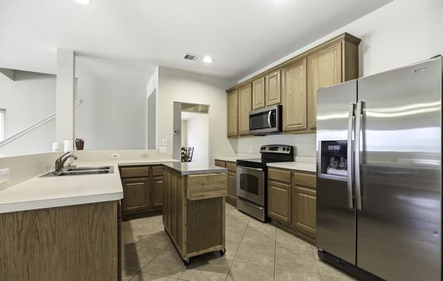 4-bedroom rental at 22130 Prospect Hl in San Antonio, TX — photo 5