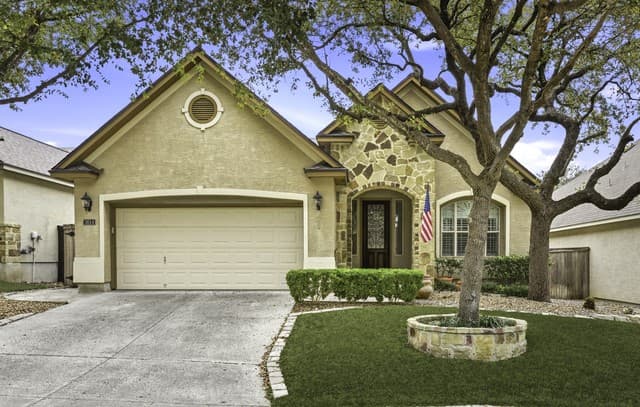 3-bedroom rental at 3614 Oaklyn Pass in San Antonio, TX — photo 1