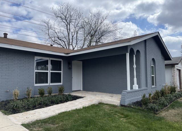 3-bedroom rental at 4843 Tennyson in San Antonio, TX — photo 2