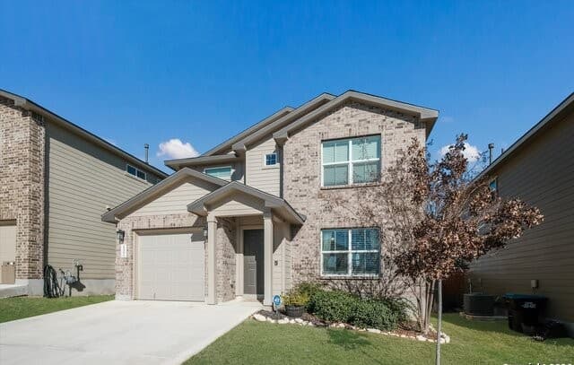3-bedroom rental at 132 Black Scoter in San Antonio, TX — photo 4