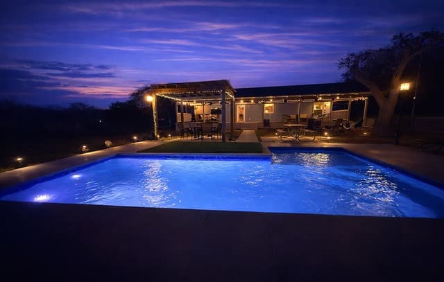 3-bedroom rental at 22420 Red Sand in San Antonio, TX — photo 2