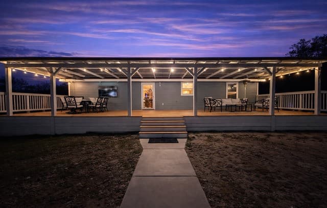 3-bedroom rental at 22420 Red Sand in San Antonio, TX — photo 3