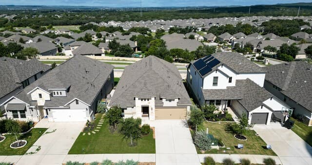 4-bedroom rental at 116 Ocotillo in Boerne, TX — photo 2