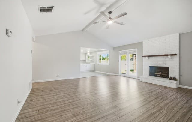 3-bedroom rental at 14206 Cork Tree in San Antonio, TX — photo 4