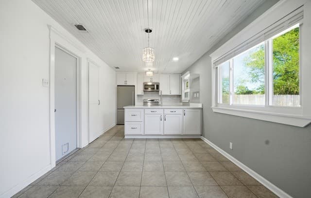 3-bedroom rental at 14206 Cork Tree in San Antonio, TX — photo 5